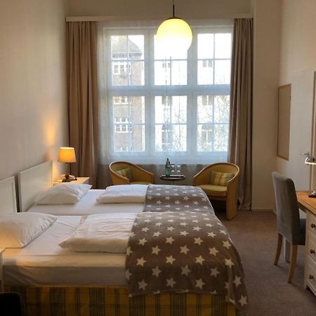 Hotel Fresena Im Dammtorpalais Hamburg-Harburg Buitenkant foto