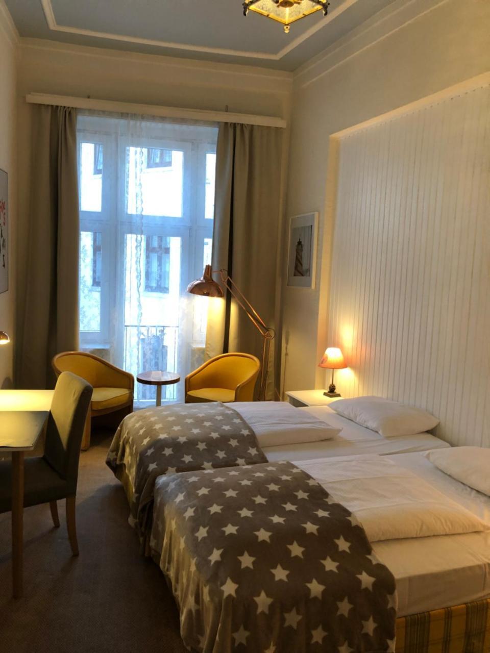 Hotel Fresena Im Dammtorpalais Hamburg-Harburg Buitenkant foto